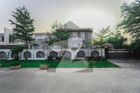 ڈی ایچ اے فیز 3 ڈیفنس (ڈی ایچ اے),لاہور میں 5 کمروں کا 2 کنال مکان 23.0 کروڑ میں برائے فروخت۔