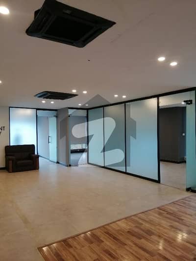 4000 Sqft Premium Corporate Office for Rent in Gulberg, Lahore