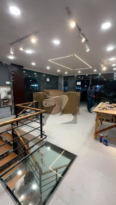 بلیو ایریا ۔ بلاک ڈی بلیو ایریا,اسلام آباد میں 4 مرلہ دکان 4.75 لاکھ میں کرایہ پر دستیاب ہے۔