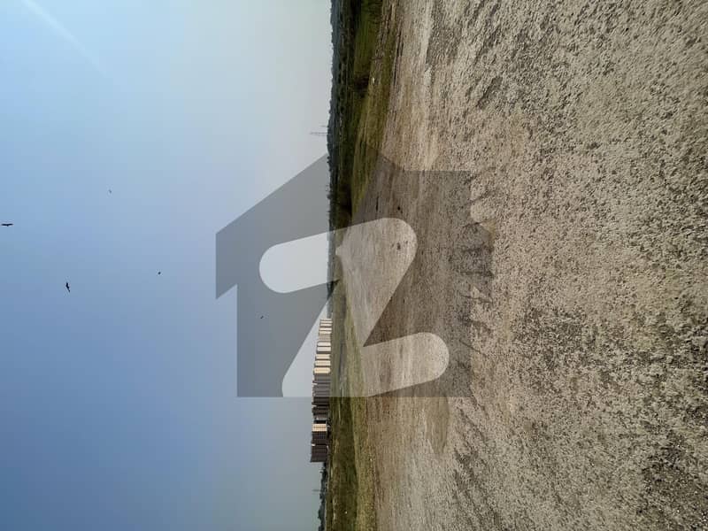 30x60 plot Golden time to investment in I-12/4 30x60 plot Golden time to investment in I-12/4