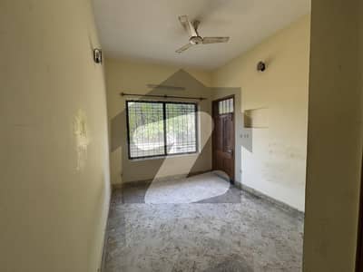 ایف ۔ 11/4 ایف ۔ 11,اسلام آباد میں 8 کمروں کا 1 کنال مکان 18.0 کروڑ میں برائے فروخت۔