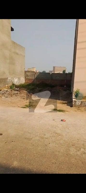 7 Marla Plot PEARL GARDEN housing society best gated community. 7 Marla Plot PEARL GARDEN housing society best gated community.