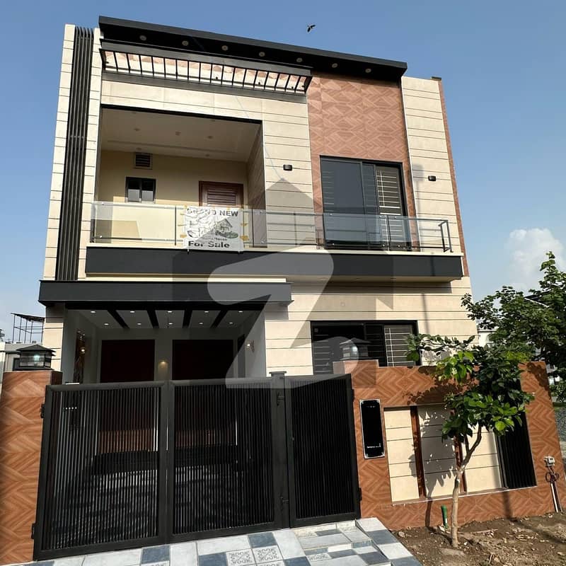 5 Marla Brand New House