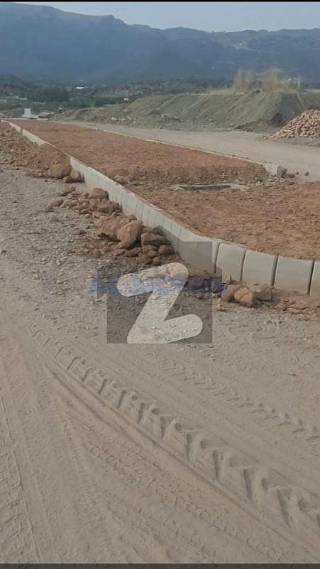 سی ۔ 14 اسلام آباد میں 1 کنال رہائشی پلاٹ 5.5 کروڑ میں برائے فروخت۔ سی ۔ 14 اسلام آباد میں 1 کنال رہائشی پلاٹ 5.5 کروڑ میں برائے فروخت۔