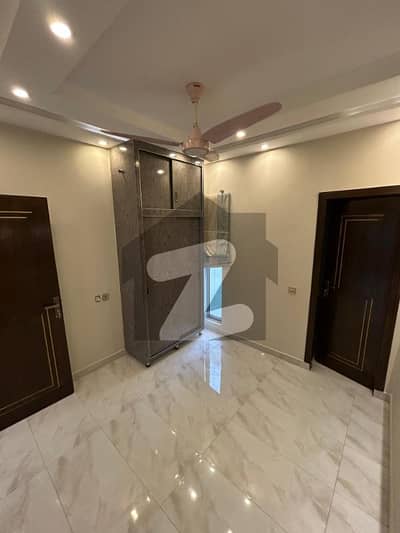 Prime location office available in Al kabir town