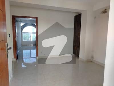 ٹاپ سٹی 1 اسلام آباد میں 1 کمرے کا 2 مرلہ فلیٹ 25.0 ہزار میں کرایہ پر دستیاب ہے۔