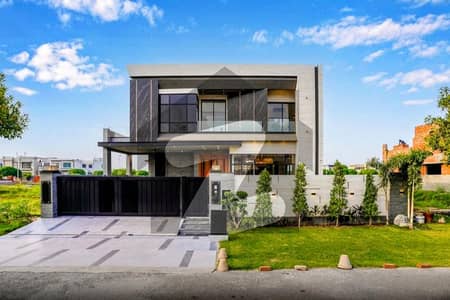 ELEGANTLY CRAFTED | 1 KANAL MODERN BUNGALOW IN DHA PHASE 6