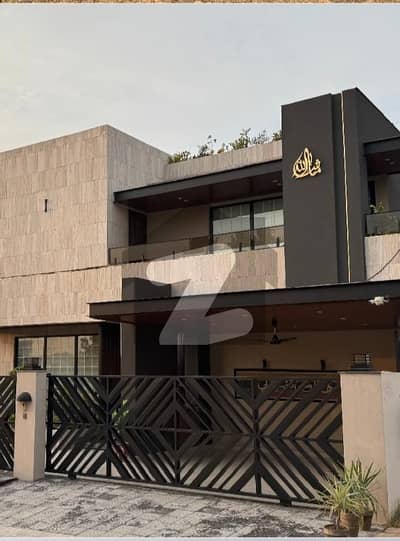 ڈی ایچ اے فیز 5 - سیکٹر اے ڈی ایچ اے ڈیفینس فیز 5,ڈی ایچ اے ڈیفینس,اسلام آباد میں 6 کمروں کا 1 کنال مکان 9.8 کروڑ میں برائے فروخت۔