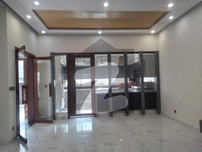 1050 Square Feet Flat for rent in DHA Defence