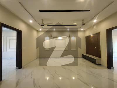 10 Marla House For Rent Wapda Town Phase 2 Near UCP University