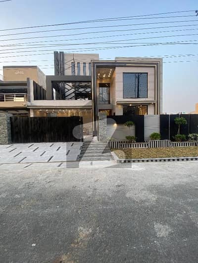 Your Dream 1 Kanal House Awaits in DHA Lahore Secure, Peaceful & Fully Equipped  A+ Construction & Perfect Location! Your Dream 1 Kanal House Awaits in DHA Lahore Secure, Peaceful & Fully Equipped  A+ Construction & Perfect Location!