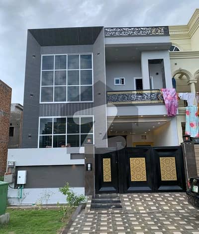 رئیل پام سٹی ایمن آباد موڑ,گوجرانوالہ میں 4 کمروں کا 5 مرلہ مکان 2.4 کروڑ میں برائے فروخت۔