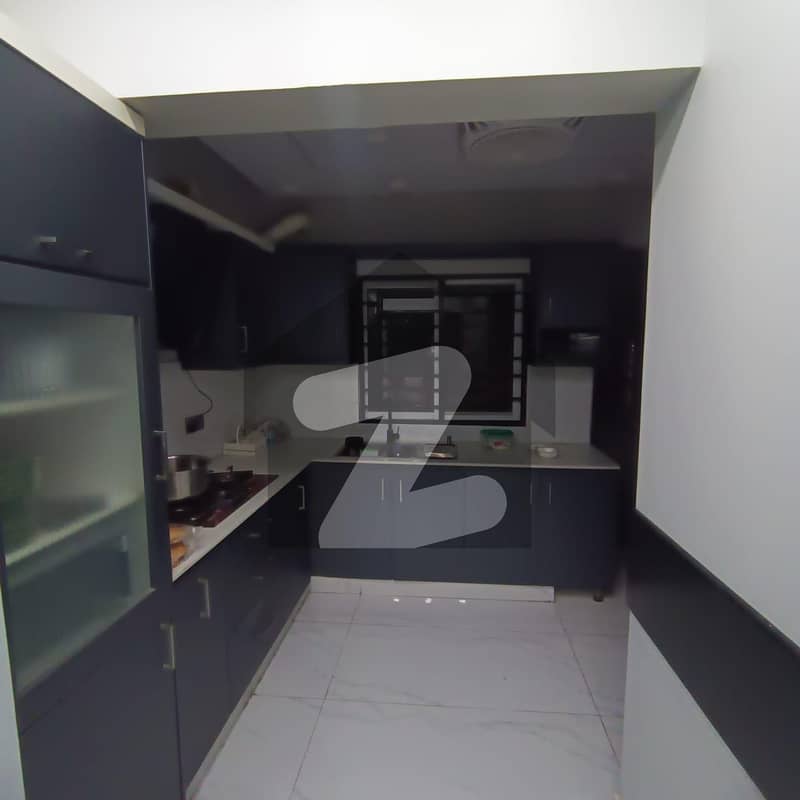 Luxury 3 Bedroom Apartment Luxury 3 Bedroom Apartment