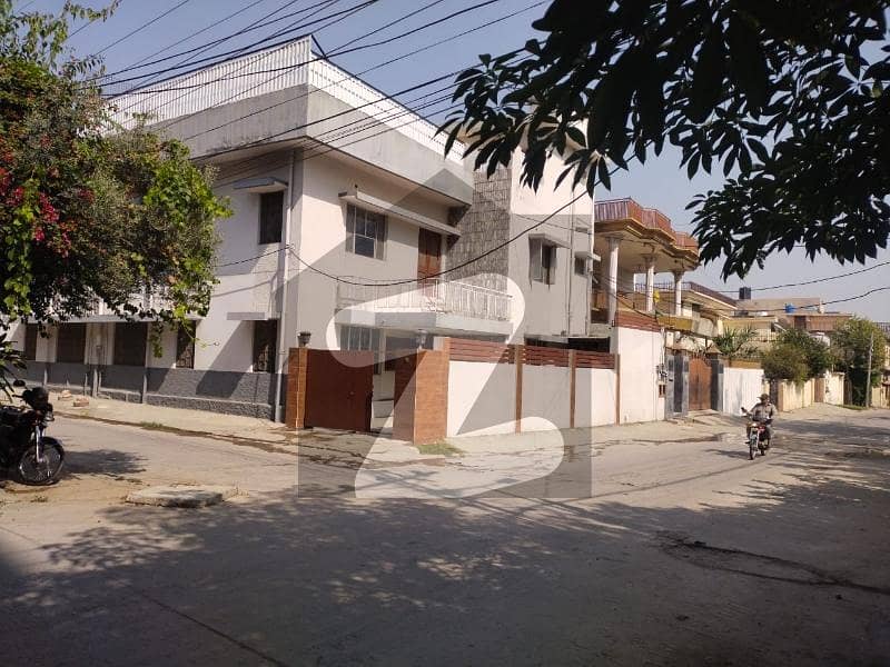 Spacious Corner House For Sale Spacious Corner House For Sale