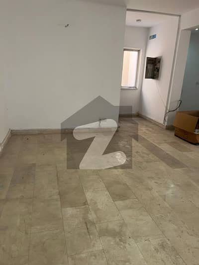 عسکری 11 ۔ سیکٹر اے عسکری 11,عسکری,لاہور میں 5 کمروں کا 11 مرلہ مکان 5.15 کروڑ میں برائے فروخت۔