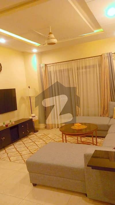 1233 Sq 9th Floor Fully Furnished Flat For Sale