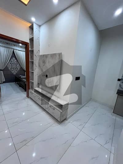 بحریہ آرچرڈ فیز 2 بحریہ آرچرڈ,لاہور میں 2 کمروں کا 5 مرلہ بالائی پورشن 85.0 ہزار میں کرایہ پر دستیاب ہے۔ بحریہ آرچرڈ فیز 2 بحریہ آرچرڈ,لاہور میں 2 کمروں کا 5 مرلہ بالائی پورشن 85.0 ہزار میں کرایہ پر دستیاب ہے۔