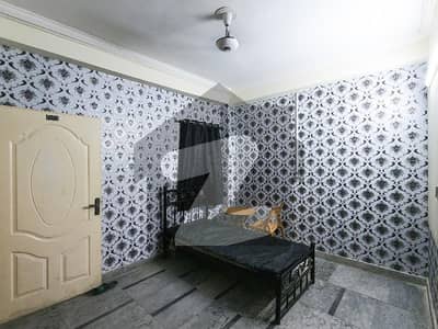 Prime Location 150 Square Feet Room Ideally Situated In Mozang