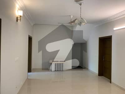 G 10 1 Main Road House For Sale 42*80