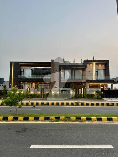 2 KANAL LUXURIOUS HOUSE FULL FURNISHED WITH SWIMMING POOL FOR SALE IN DHA PHASE 6