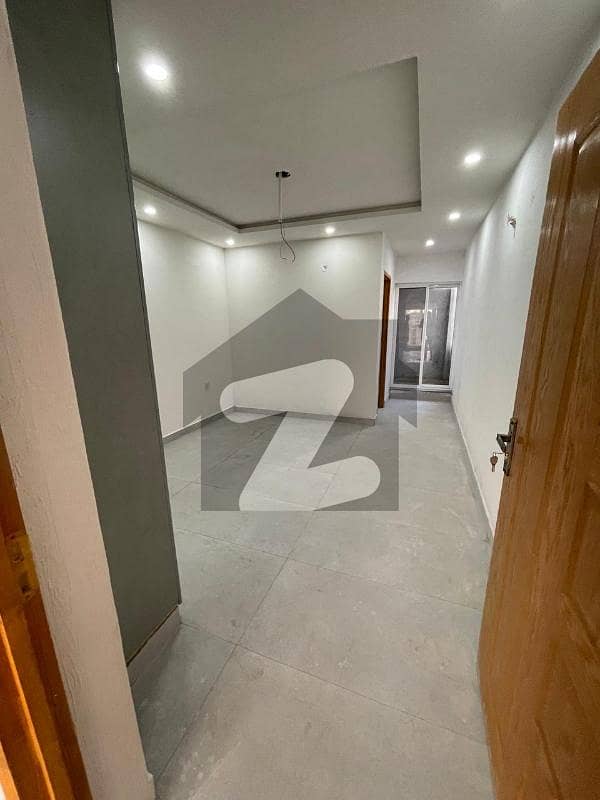 5 MARLA FIRST FLOOR AVAILABLE FOR RENT