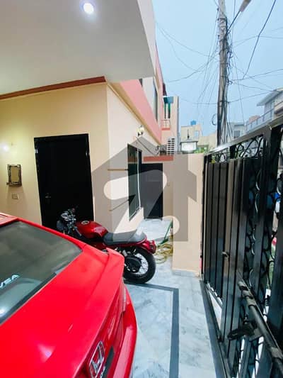 10 MARLA LOWER PORTION AVAILABLE FOR RENT IN UET HOUSING SOCIETY