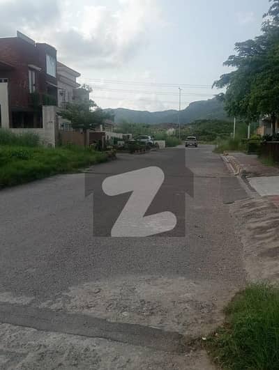 ایف ۔ 10/3 ایف ۔ 10,اسلام آباد میں 1 کنال رہائشی پلاٹ 22.0 کروڑ میں برائے فروخت۔