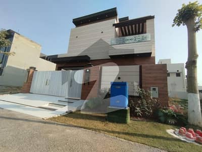 8 Marla Brand New House With 4 Bedrooms For Sale In DHA 9 Town A Block Lahore