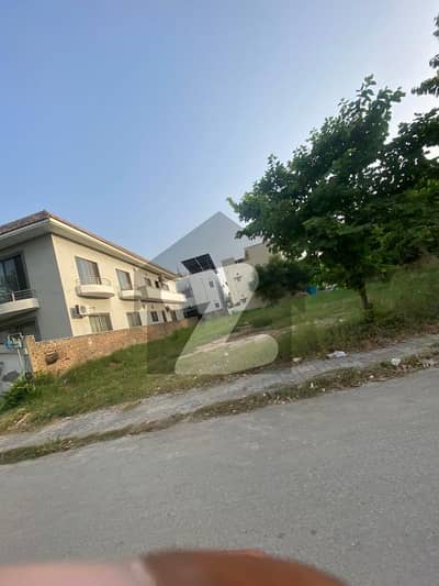 1 Kanal Pair Plot Available For Sale