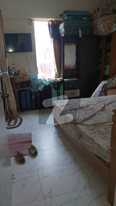 KN Gohar Green City Flat Sized 393 Square Feet For Sale