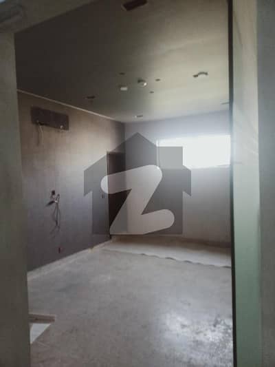 شاہراہِ فیصل کراچی میں 1 کنال دفتر 6.75 لاکھ میں کرایہ پر دستیاب ہے۔