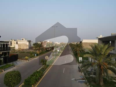 سٹی ہاؤسنگ سوسائٹی - بلاک اے ایکسٹینشن سٹی ہاؤسنگ سوسائٹی,سیالکوٹ میں 10 مرلہ رہائشی پلاٹ 1.5 کروڑ میں برائے فروخت۔ سٹی ہاؤسنگ سوسائٹی - بلاک اے ایکسٹینشن سٹی ہاؤسنگ سوسائٹی,سیالکوٹ میں 10 مرلہ رہائشی پلاٹ 1.5 کروڑ میں برائے فروخت۔