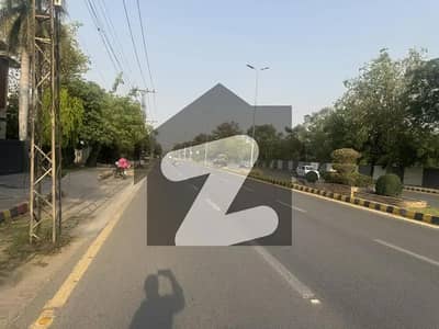 Prime Location 32 Marla Residential Plot Available For Sale in Sarwar Road Cantt