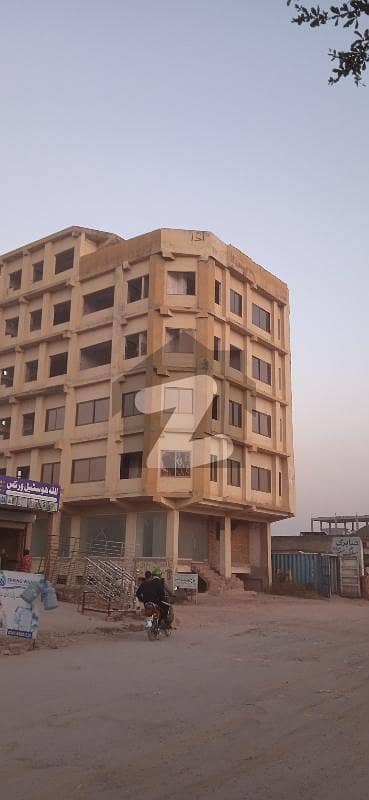 غوری ٹاؤن اسلام آباد میں 8 مرلہ عمارت 5.5 کروڑ میں برائے فروخت۔