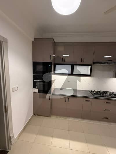 3 Bedroom Luxury flat for sale