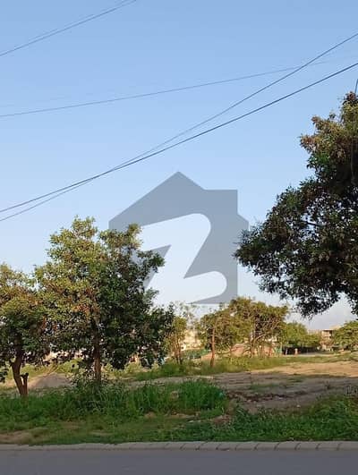 ڈی ایچ اے فیز 8 ڈی ایچ اے ڈیفینس,کراچی میں 2 کنال رہائشی پلاٹ 10.5 کروڑ میں برائے فروخت۔ ڈی ایچ اے فیز 8 ڈی ایچ اے ڈیفینس,کراچی میں 2 کنال رہائشی پلاٹ 10.5 کروڑ میں برائے فروخت۔