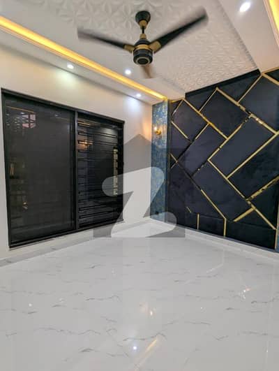 10 Marla Lower Portion For Rent