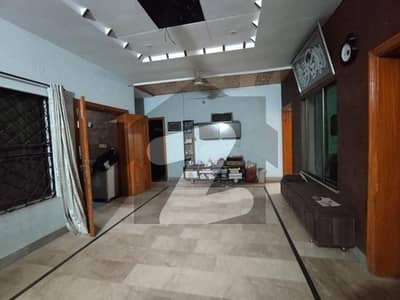 Shadman Colony Near Satiana Road Faisalabad 5.5 Marla Double Story House Available For Sale FSD Shadman Colony Near Satiana Road Faisalabad 5.5 Marla Double Story House Available For Sale FSD