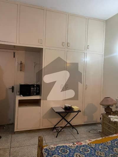 1 Kanal Double Storey House Available For Sale In Garden Town Lahore
