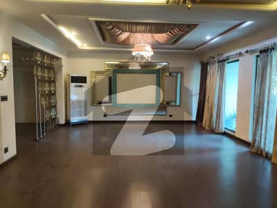 گارڈن ٹاؤن - ابو بھکر بلاک گارڈن ٹاؤن,لاہور میں 9 کمروں کا 2 کنال مکان 9.0 لاکھ میں کرایہ پر دستیاب ہے۔ گارڈن ٹاؤن - ابو بھکر بلاک گارڈن ٹاؤن,لاہور میں 9 کمروں کا 2 کنال مکان 9.0 لاکھ میں کرایہ پر دستیاب ہے۔