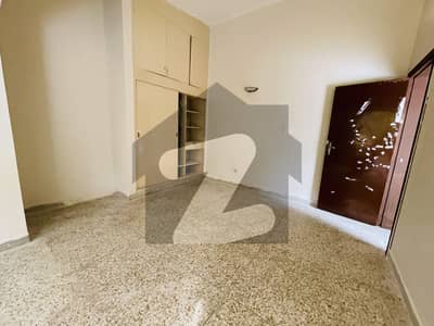 ایف ۔ 8 اسلام آباد میں 6 کمروں کا 1 کنال مکان 7.0 لاکھ میں کرایہ پر دستیاب ہے۔ ایف ۔ 8 اسلام آباد میں 6 کمروں کا 1 کنال مکان 7.0 لاکھ میں کرایہ پر دستیاب ہے۔