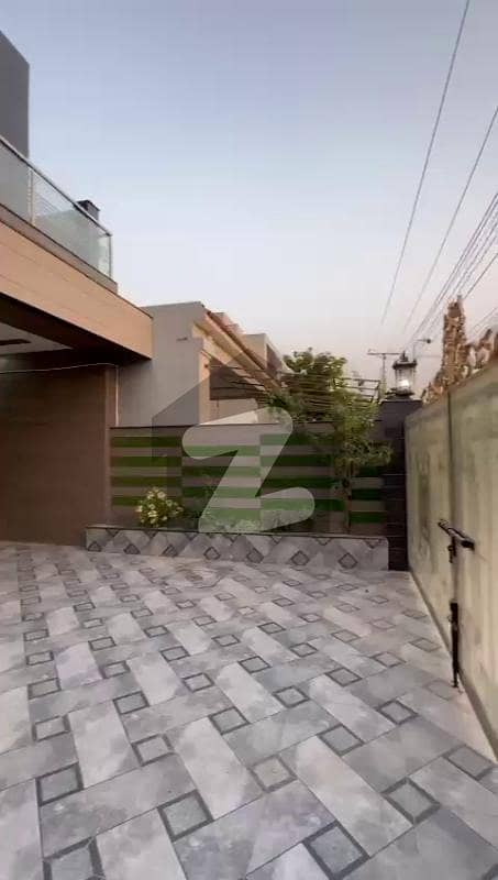 1 Kanal House For Sale 1 Kanal House For Sale