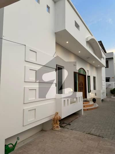 500 Square Yards, Bungalow On Sale, Khayaban-E-Qasim Phase 8, Karachi