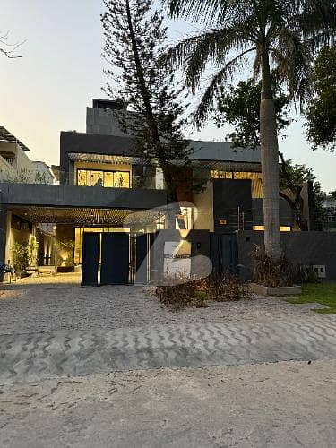 F-8/3 MODREN Design House For Rent