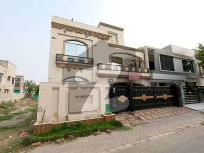 Fair-Priced 10 Marla House Available In Bahria Town - Nishtar Extension Block Fair-Priced 10 Marla House Available In Bahria Town - Nishtar Extension Block