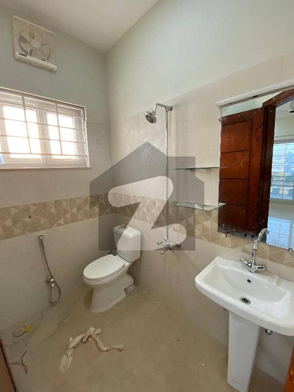 40 80 upper portion for rent in G 14 40 80 upper portion for rent in G 14