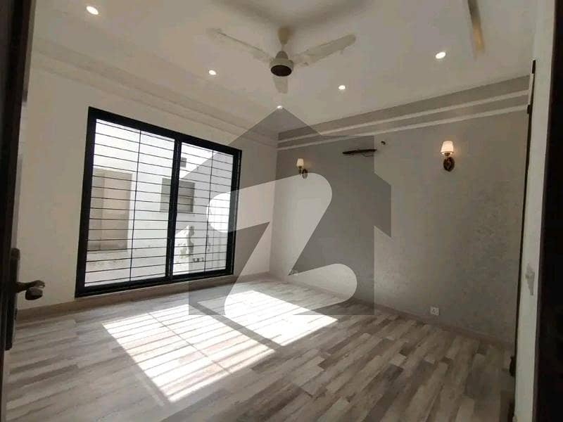 BEAUTIFUL UPPER PORTION FOR RENT AVAILABLE BEAUTIFUL UPPER PORTION FOR RENT AVAILABLE