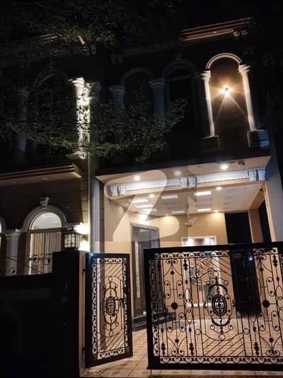 ڈی ایچ اے فیز 6 - بلاک ڈی فیز 6,ڈیفنس (ڈی ایچ اے),لاہور میں 3 کمروں کا 5 مرلہ مکان 1.1 لاکھ میں کرایہ پر دستیاب ہے۔ ڈی ایچ اے فیز 6 - بلاک ڈی فیز 6,ڈیفنس (ڈی ایچ اے),لاہور میں 3 کمروں کا 5 مرلہ مکان 1.1 لاکھ میں کرایہ پر دستیاب ہے۔