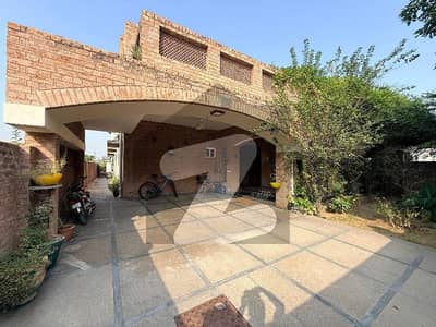 ڈی ایچ اے فیز 7 - بلاک آر فیز 7,ڈیفنس (ڈی ایچ اے),لاہور میں 3 کمروں کا 1 کنال بالائی پورشن 1.35 لاکھ میں کرایہ پر دستیاب ہے۔ ڈی ایچ اے فیز 7 - بلاک آر فیز 7,ڈیفنس (ڈی ایچ اے),لاہور میں 3 کمروں کا 1 کنال بالائی پورشن 1.35 لاکھ میں کرایہ پر دستیاب ہے۔