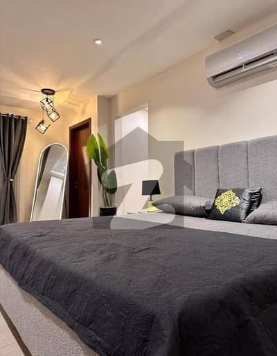 1 BEDROOM LUXURY FURNISHED APPARTMENT AVAILBLE FOR RENT AT GULBERG GREEEN ISLAMABAD